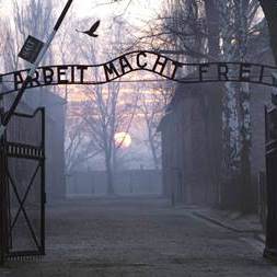 Auschwitz-HOME