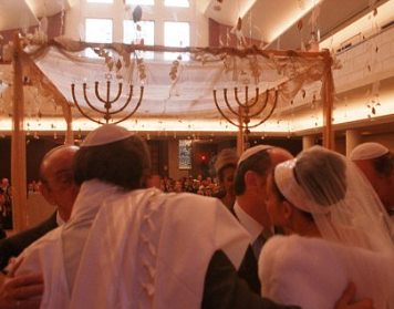 monroe chupah monroe chupah