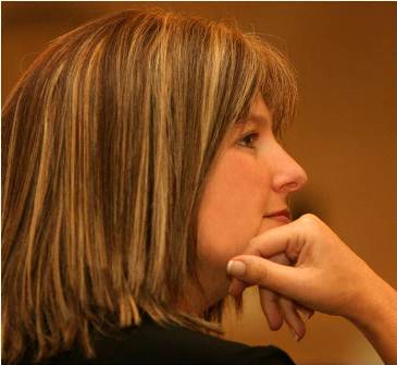 Kahn - Wendy pensive