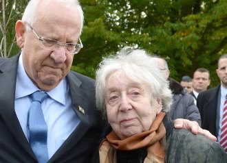 Rivlin Czech embrace