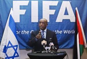 Sexwale Tokyo - Fifa Sexwale Tokyo - Fifa