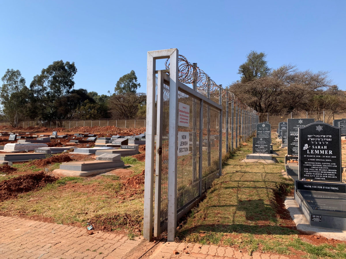 Stoney sign demarcates graves at Westpark Jewish Report